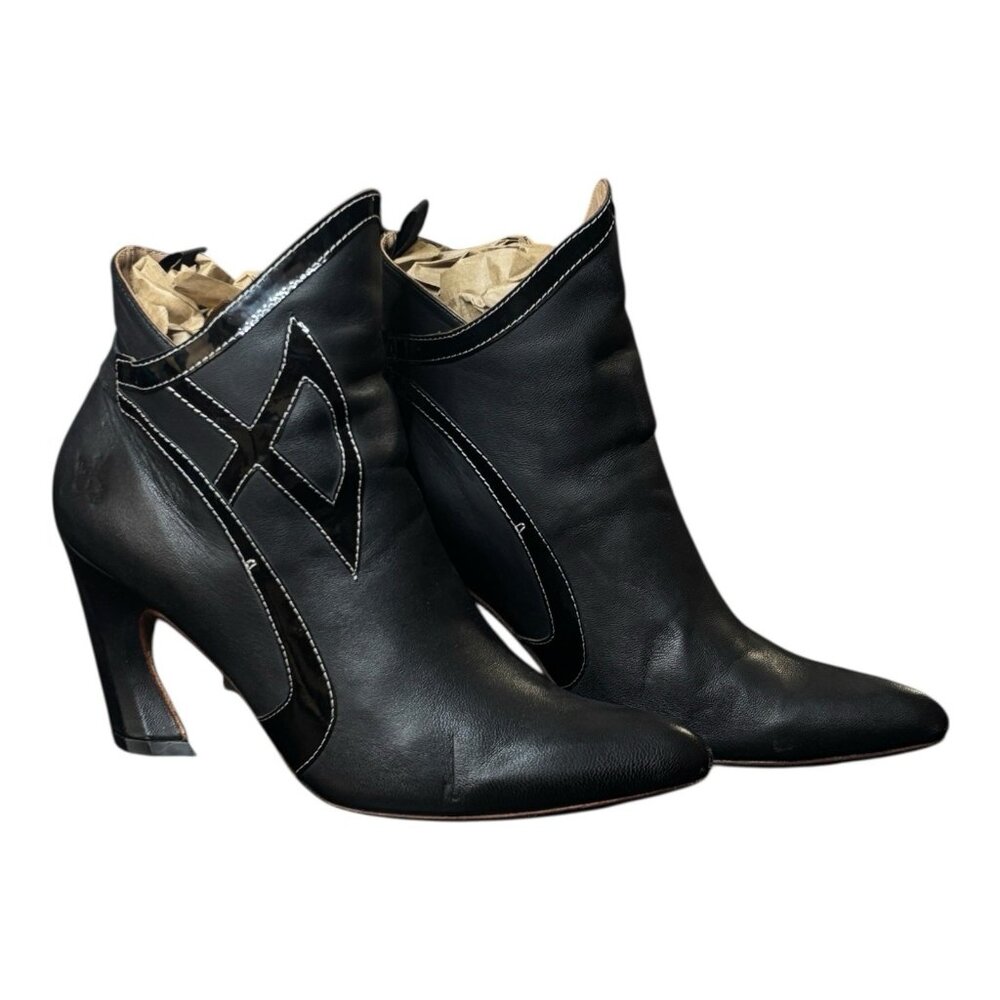 John Fluevog Twist Gogo Black Leather Ankle Boots With Trim Women’s Size 7 1/2